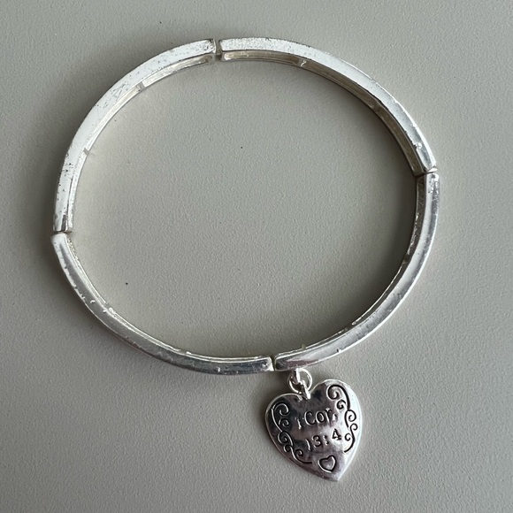 Love 💕 Is Stretchy Bracelet ✝️ - Picture 6 of 7